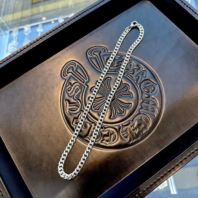 Ch**me He**ts necklaces